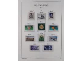 1948/90, in den Hauptnummern komplette postfrische Sammlung, fast alle Marken mit Bogen- bzw. Eckrand, einiges signiert, gute