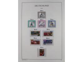 1948/90, in den Hauptnummern komplette postfrische Sammlung, fast alle Marken mit Bogen- bzw. Eckrand, einiges signiert, gute