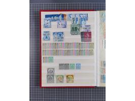 1900/82, interesting holding in stockbook, modern part unused, noted Italian Post Offices in Libia, Eritrea, Somalia, Benadir