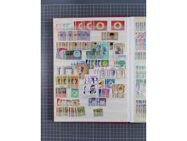 1900/82, interesting holding in stockbook, modern part unused, noted Italian Post Offices in Libia, Eritrea, Somalia, Benadir