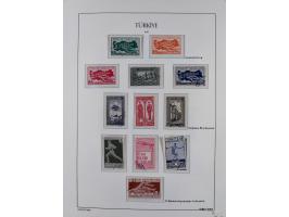 1920/69, mostly unused/mint and cancelled collection ‘Republic of Turkey’ in album with some better and complete issues Angor
