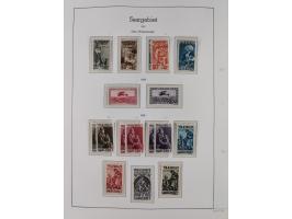 1920/59, ungebraucht/postfrische und zusätzlich gestempelte Sammlung inkl. Dienstmarken mit einigen besseren und kpl. Ausgabe