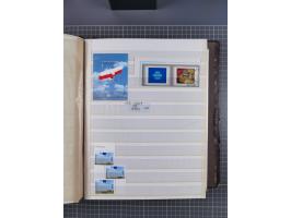 1918/89 (ca.), mint never hinged/unused and mostly used collection with duplicates, including Polish areas, Schlesien, etc., 