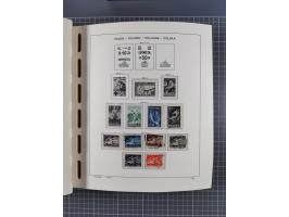 1918/89 (ca.), mint never hinged/unused and mostly used collection with duplicates, including Polish areas, Schlesien, etc., 