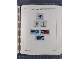 1918/89 (ca.), mint never hinged/unused and mostly used collection with duplicates, including Polish areas, Schlesien, etc., 