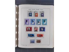 1918/89 (ca.), mint never hinged/unused and mostly used collection with duplicates, including Polish areas, Schlesien, etc., 