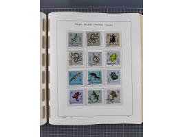 1918/89 (ca.), mint never hinged/unused and mostly used collection with duplicates, including Polish areas, Schlesien, etc., 