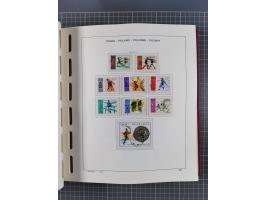 1918/89 (ca.), mint never hinged/unused and mostly used collection with duplicates, including Polish areas, Schlesien, etc., 