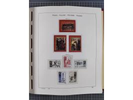 1918/89 (ca.), mint never hinged/unused and mostly used collection with duplicates, including Polish areas, Schlesien, etc., 