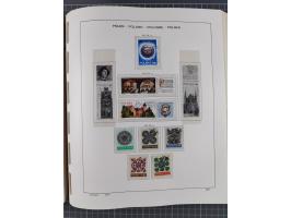 1918/89 (ca.), mint never hinged/unused and mostly used collection with duplicates, including Polish areas, Schlesien, etc., 