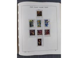 1918/89 (ca.), mint never hinged/unused and mostly used collection with duplicates, including Polish areas, Schlesien, etc., 