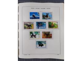 1918/89 (ca.), mint never hinged/unused and mostly used collection with duplicates, including Polish areas, Schlesien, etc., 