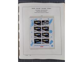 1918/89 (ca.), mint never hinged/unused and mostly used collection with duplicates, including Polish areas, Schlesien, etc., 