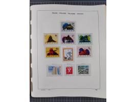 1918/89 (ca.), mint never hinged/unused and mostly used collection with duplicates, including Polish areas, Schlesien, etc., 