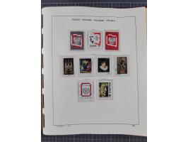 1918/89 (ca.), mint never hinged/unused and mostly used collection with duplicates, including Polish areas, Schlesien, etc., 