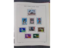 1918/89 (ca.), mint never hinged/unused and mostly used collection with duplicates, including Polish areas, Schlesien, etc., 