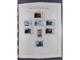 1918/89 (ca.), mint never hinged/unused and mostly used collection with duplicates, including Polish areas, Schlesien, etc., 