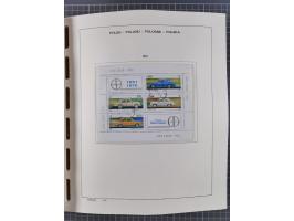 1918/89 (ca.), mint never hinged/unused and mostly used collection with duplicates, including Polish areas, Schlesien, etc., 