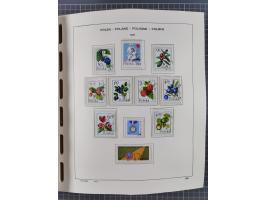 1918/89 (ca.), mint never hinged/unused and mostly used collection with duplicates, including Polish areas, Schlesien, etc., 