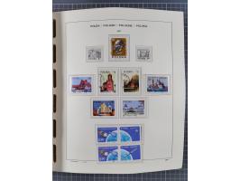 1918/89 (ca.), mint never hinged/unused and mostly used collection with duplicates, including Polish areas, Schlesien, etc., 