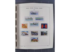 1918/89 (ca.), mint never hinged/unused and mostly used collection with duplicates, including Polish areas, Schlesien, etc., 