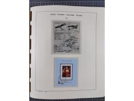 1918/89 (ca.), mint never hinged/unused and mostly used collection with duplicates, including Polish areas, Schlesien, etc., 