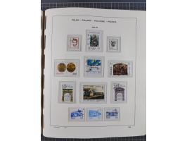 1918/89 (ca.), mint never hinged/unused and mostly used collection with duplicates, including Polish areas, Schlesien, etc., 