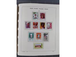 1918/89 (ca.), mint never hinged/unused and mostly used collection with duplicates, including Polish areas, Schlesien, etc., 