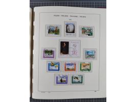 1918/89 (ca.), mint never hinged/unused and mostly used collection with duplicates, including Polish areas, Schlesien, etc., 