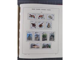 1918/89 (ca.), mint never hinged/unused and mostly used collection with duplicates, including Polish areas, Schlesien, etc., 