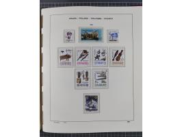 1918/89 (ca.), mint never hinged/unused and mostly used collection with duplicates, including Polish areas, Schlesien, etc., 