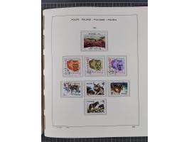 1918/89 (ca.), mint never hinged/unused and mostly used collection with duplicates, including Polish areas, Schlesien, etc., 