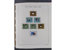 1918/89 (ca.), mint never hinged/unused and mostly used collection with duplicates, including Polish areas, Schlesien, etc., 