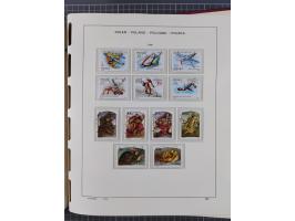 1918/89 (ca.), mint never hinged/unused and mostly used collection with duplicates, including Polish areas, Schlesien, etc., 