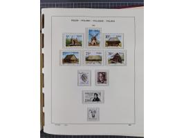 1918/89 (ca.), mint never hinged/unused and mostly used collection with duplicates, including Polish areas, Schlesien, etc., 