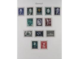 1945/67, in den Hauptnummern komplette bis auf Mi.-Nr. 691 postfrische Sammlung inkl. Mi.-Nr. Va-d sign. Kovar VÖB, 674-92 si