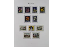 1945/67, in den Hauptnummern komplette bis auf Mi.-Nr. 691 postfrische Sammlung inkl. Mi.-Nr. Va-d sign. Kovar VÖB, 674-92 si