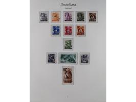 1920/59, postfrische und winzig ungebrauchte Sammlung, bis auf einige frühe kleine Werte komplett, dabei u.a. Mi.-Nr. 16I und