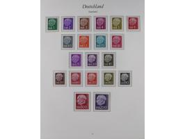 1920/59, postfrische und winzig ungebrauchte Sammlung, bis auf einige frühe kleine Werte komplett, dabei u.a. Mi.-Nr. 16I und