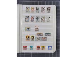 FAUNA: 1940/90 (ca.), collection in album starting with Western Australia Swans, many animal series from Lebanon and Turkey, 