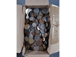 ALLE WELT: 1861/1970 ca., bunte Mischung an Umlaufmünzen, ca. 13,3 kg