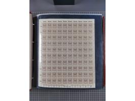 1923, meist postfrische Sammlung mit ca. 200 Bogen ex Mi.-Nr. 313-30, dabei u.a. Mi.-Nr. 330A (4) und 330B (3), gute Erhaltun