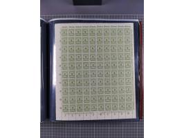 1923, meist postfrische Sammlung mit ca. 200 Bogen ex Mi.-Nr. 313-30, dabei u.a. Mi.-Nr. 330A (4) und 330B (3), gute Erhaltun