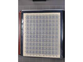 1923, meist postfrische Sammlung mit ca. 200 Bogen ex Mi.-Nr. 313-30, dabei u.a. Mi.-Nr. 330A (4) und 330B (3), gute Erhaltun