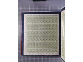 1923, meist postfrische Sammlung mit ca. 200 Bogen ex Mi.-Nr. 313-30, dabei u.a. Mi.-Nr. 330A (4) und 330B (3), gute Erhaltun