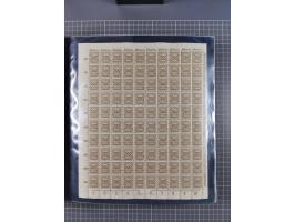 1923, meist postfrische Sammlung mit ca. 200 Bogen ex Mi.-Nr. 313-30, dabei u.a. Mi.-Nr. 330A (4) und 330B (3), gute Erhaltun