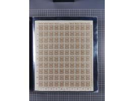 1923, meist postfrische Sammlung mit ca. 200 Bogen ex Mi.-Nr. 313-30, dabei u.a. Mi.-Nr. 330A (4) und 330B (3), gute Erhaltun