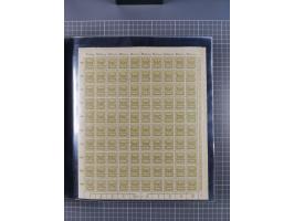 1923, meist postfrische Sammlung mit ca. 200 Bogen ex Mi.-Nr. 313-30, dabei u.a. Mi.-Nr. 330A (4) und 330B (3), gute Erhaltun