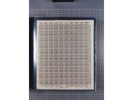 1923, meist postfrische Sammlung mit ca. 200 Bogen ex Mi.-Nr. 313-30, dabei u.a. Mi.-Nr. 330A (4) und 330B (3), gute Erhaltun