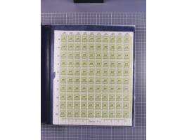 1923, meist postfrische Sammlung mit ca. 200 Bogen ex Mi.-Nr. 313-30, dabei u.a. Mi.-Nr. 330A (4) und 330B (3), gute Erhaltun